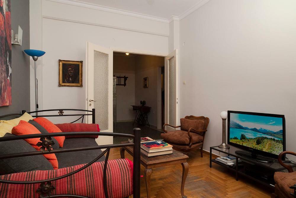 Vintage Apartment Next To Acropolis Museum アテネ エクステリア 写真